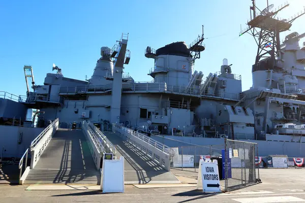 San Pedro, Los Angeles, Kaliforniya Limanı - 13 Ocak 2025: USS Iowa Müzesi Girişi