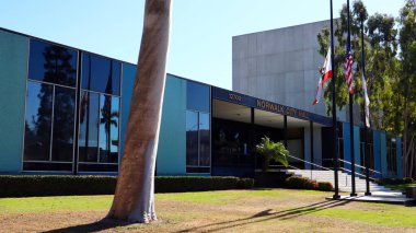 Norwalk, California - 16 Ocak 2025 Norwalk Belediye Binası 12700 Norwalk Bulvarı