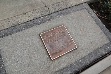 La Verne, California - 30 Ocak 2025: Milenyum Zaman Kapsülü 4 Temmuz 2000 'de Anıldı, 4 Temmuz 2100' de açılacak