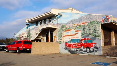 La Verne, California - 30 Ocak 2025: La Verne İtfaiye Merkezi 1