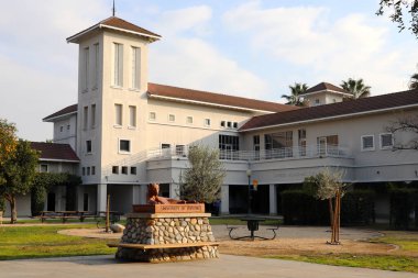 La Verne, California - 30 Ocak 2025: La Verne Üniversitesi, Dış Görünüm