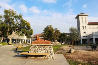 La Verne, California - 30 Ocak 2025: La Verne Üniversitesi, Dış Görünüm