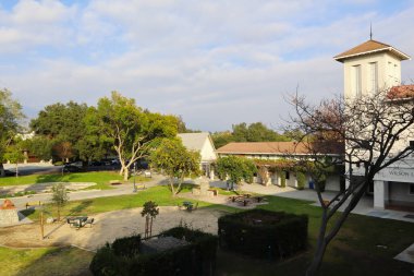 La Verne, California - 30 Ocak 2025: La Verne Üniversitesi, Dış Görünüm