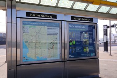 Los Angeles, California - 19 Şubat 2025: Liman Geçidi Geçidi Otobüs İstasyonu