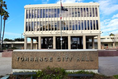 Torrance, California - 19 Şubat 2025: Torrance City Hall ana binası