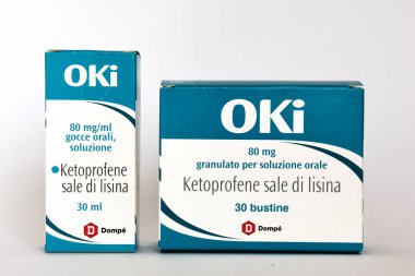 Roma, İtalya - 4 Ekim 2025: Oki 80 mg Granulate ve Oral Drops Ketoprofen lysin tuz Dompe Farmaceutici. Ağrı kesici ve iltihap tedavisi için kullanılan iltihap.