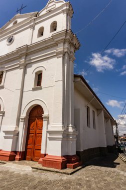 Rionegro Kolombiya 'daki eski kilise.