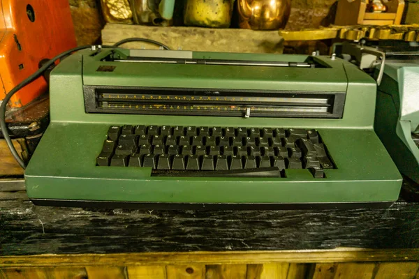 Máquina Escrever Velha Com Estilo Retro Vintage — Fotografia de Stock