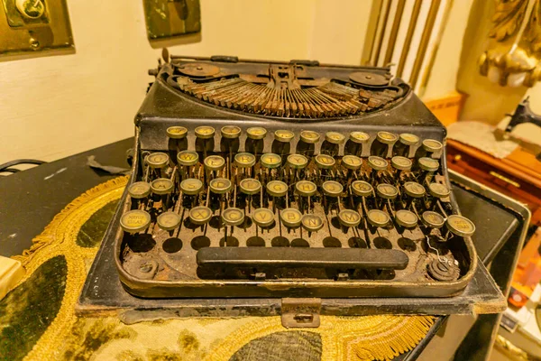 Old Typewriter Vintage Retro Style — Stock Photo, Image