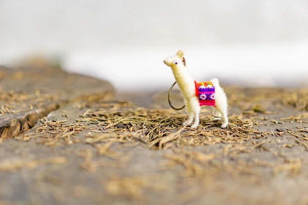 Pequeno Rato Brinquedo Fundo Branco — Fotografia de Stock