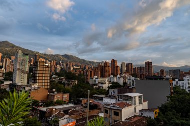 Medellin, Kolombiya 'da günbatımı