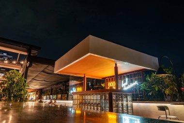 Şehrin güzel gece manzarası