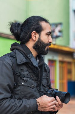 Basın özgürlüğü, dünya basın günü, dünya basın özgürlüğü günü 3 Mayıs, Kolombiya köyünde kadın gazeteci, fotoğrafçılık