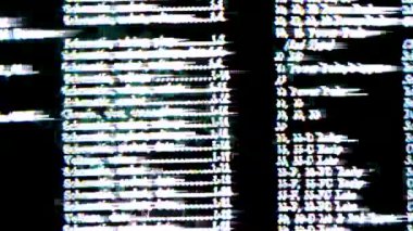 Analog Statik Gürültü dokusu örtüşüyor. Yatay çizgiler dengelenmiş. Sinyal beyaz gürültü objeleri yok. VHS Arızası. Kötü televizyon sinyali. CRT dönüşümleri. Tarama hatları parazit yapıyor. Bozulmuş VCR