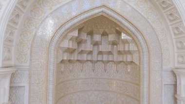 Büyük ve Modern Cami 'nin içinde - Azerbaycan, Bakü