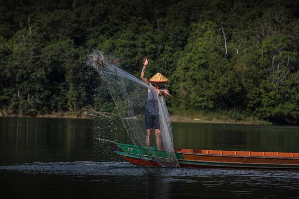 Pescadores Trabalham Conjunto Para Capturar Peixes Usando Redes South Kalimantan — Fotografia de Stock
