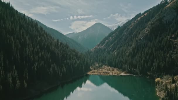 Incredibile Lago Montagna Kolsai Laghi Parco Nazionale Kazakistan — Video Stock