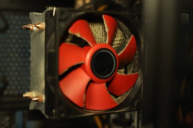 Kirli soğutucu ve işlemci ısıtıcısı