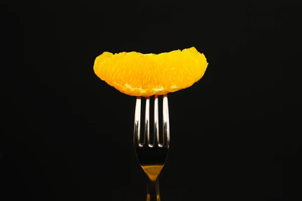 Bit Orange Gaffel Mörk Belysning Närbild — Stockfoto