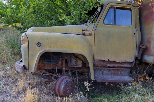 Cabaña Camión Oxidado Abandonado Marca Desconocida — Foto de Stock