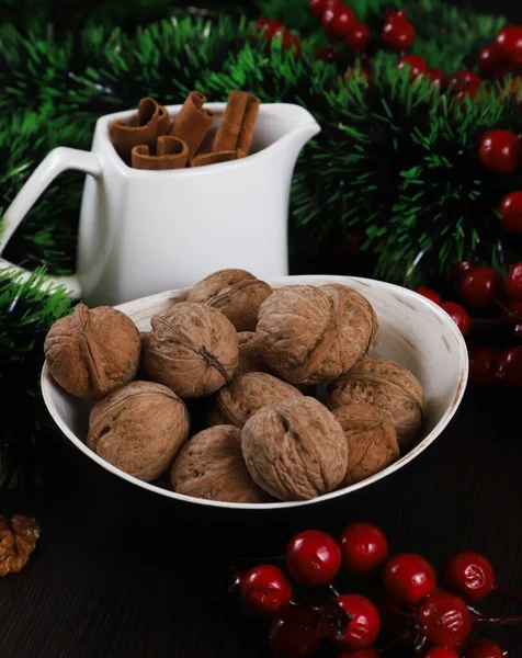 Орехи Рождественском Столе Новый Год Макро — стоковое фото