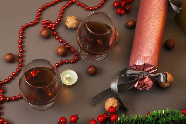 Table Noël Avec Verres Cognac Noix Coffret Cadeau Sous Forme — Photo