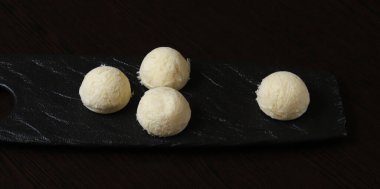 Doğulu tatlılar vanilyalı 