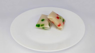 Nagasari Mutiara, Endonezya 'da pirinç unu, hindistan cevizi sütü ve şekerden yapılan geleneksel bir aperatiftir..