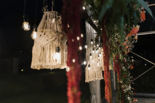 Красиве Поєднання Деталі Прикраси Квітів Вночі Весіллі — стокове фото