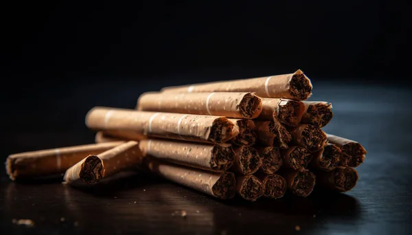 Algunos Cigarrillo Hecho Mano Aislado Estudio Tiro Madera Fondo Producto —  Fotos de Stock