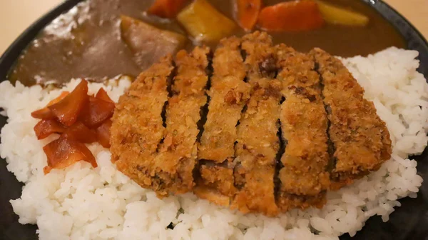 Ízletes Menü Rizs Curry Csirke Katsu Galvanizálás Bemutató — Stock Fotó