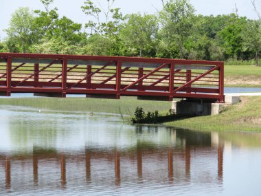 Şehir Parkındaki Köprü 