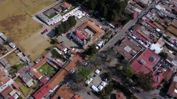 Flygfoto Över Den Magiska Staden Villa Del Carbon — Stockvideo