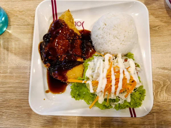 Chicken Katsu Mit Reis Und Gemüse — Stockfoto