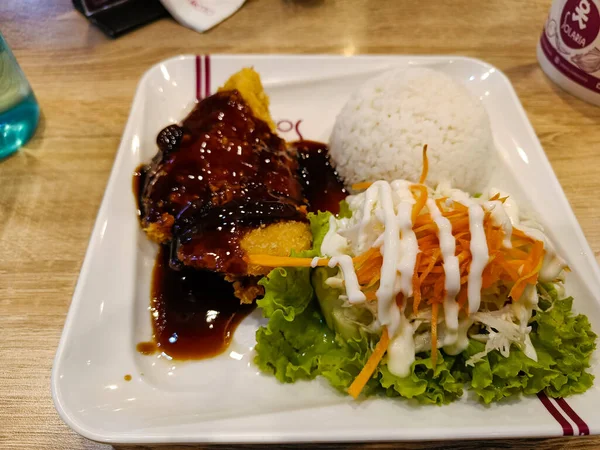 Kurczak Katsu Ryżem Warzywami — Zdjęcie stockowe