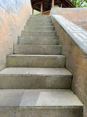Panorama bahçesinden ve Japon mağarası Bukittinggi Batı Sumatra, taman panorama dan lubang Jepang Bukittinggi