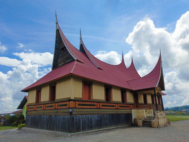 Batı Sumatra Endonezya 'daki Minangkabu geleneksel evi
