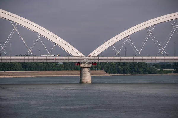 Architekt Projektowanie Mostów Unders Ruchu Drogowego Wody Nerest Lasu Wody — Zdjęcie stockowe