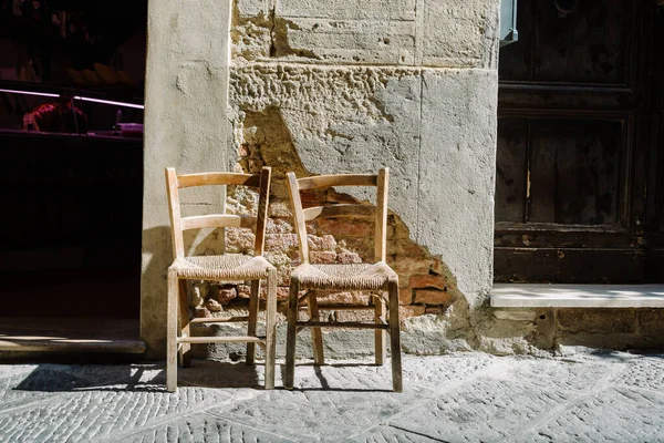 Pienza Tuscany Two Chairs Straw Seats Street Historic Centre — Stock Photo, Image