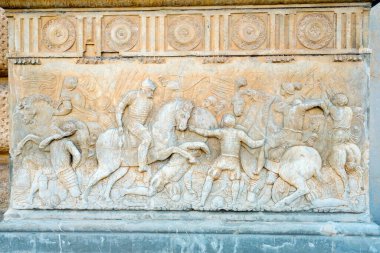 Granada, Endülüs, İspanya - 2 Mart 2025: Unesco bölgesi Alhambra 'daki bas-ferahlığın ayrıntıları