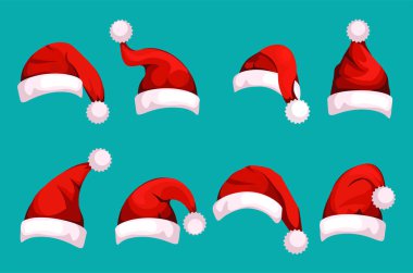 Kürklü Noel Baba Şapkası. Yeni yıl kırmızı şapkaları, alp mavisi arka planda izole edilmiş Xmas şenlik kartları, web, baskı, afişler vs. Vektör illüstrasyonu.