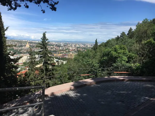 .Sakartvelo, Tiflis, Tiflis Georgia şehir merkezi manzarası.