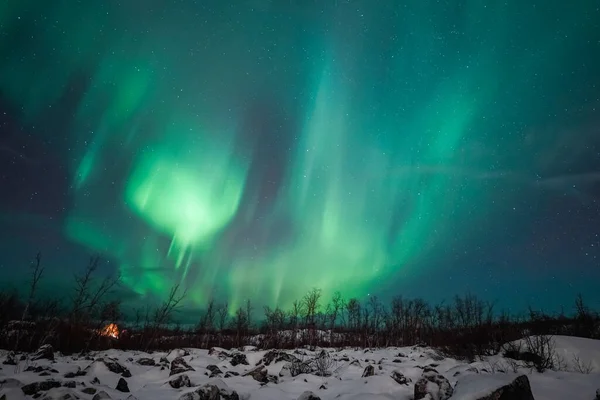 북극권의 북극광을 비추는 북극광 — 스톡 사진