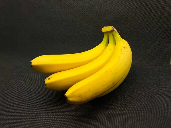 Amarelo Fruto Chamado Bananas Fundo Preto Isolado — Fotografia de Stock