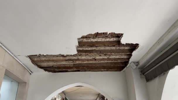 Ceiling Old Building Peeling — Stock Video