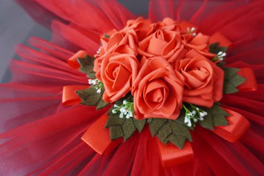 Ribbon Decoration. Several kinds of ribbon decorations prepared for the opening ceremony of a car showroom.