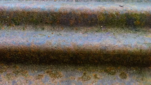 バックグラウンドとしての錆ついた亜鉛の質 — ストック写真