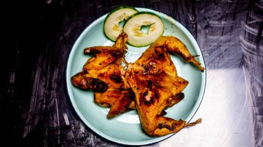 Çok lezzetli ve lezzetli ızgara tavuk.