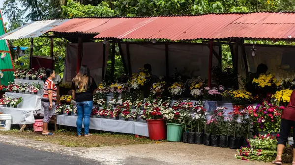 Tomohon Indonesia December 2022 Bustling Flower Shop Just New Year — Stock Photo, Image