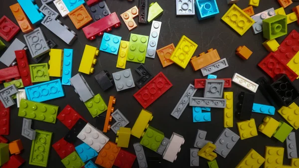 Пластикові Іграшкові Блоки Чорному Тлі — стокове фото